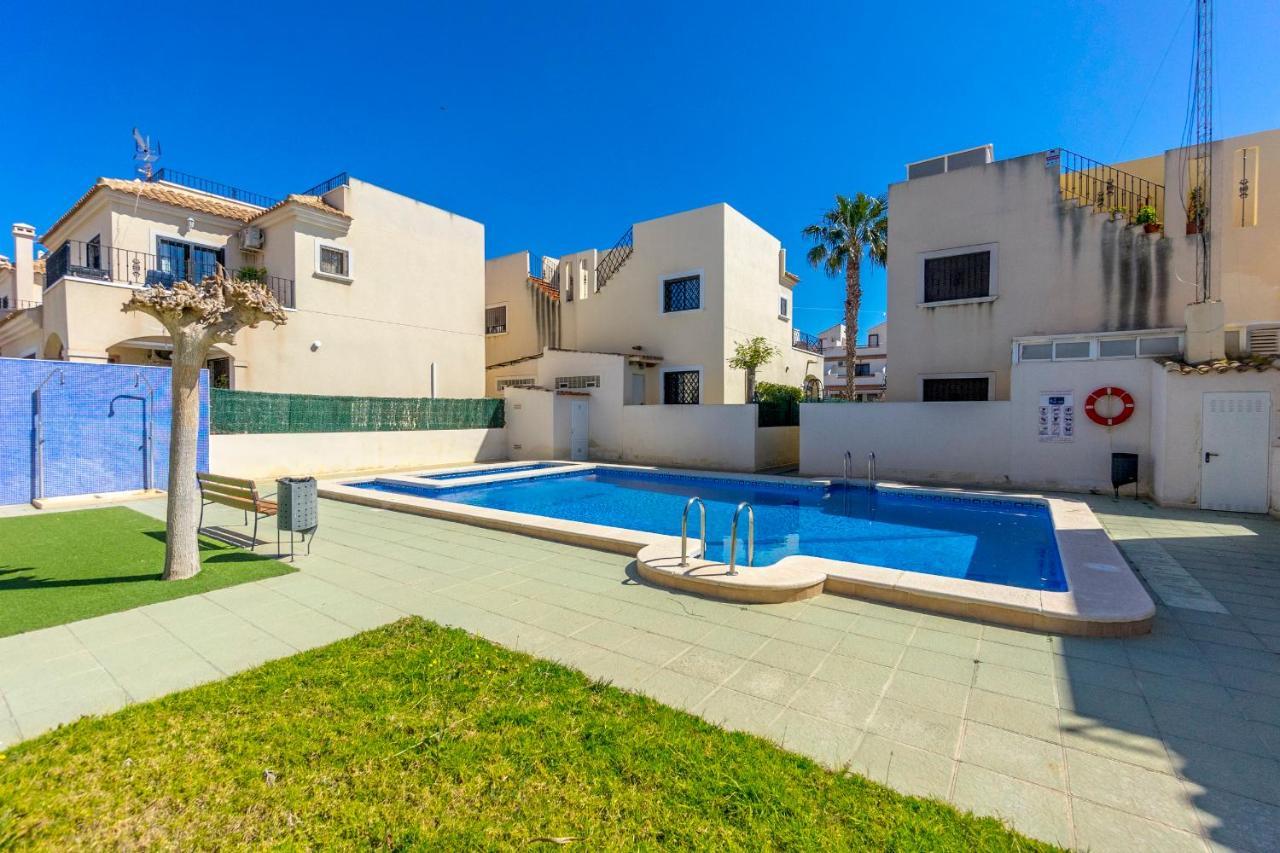 Fh Mediterraneo Torrevieja Exterior foto